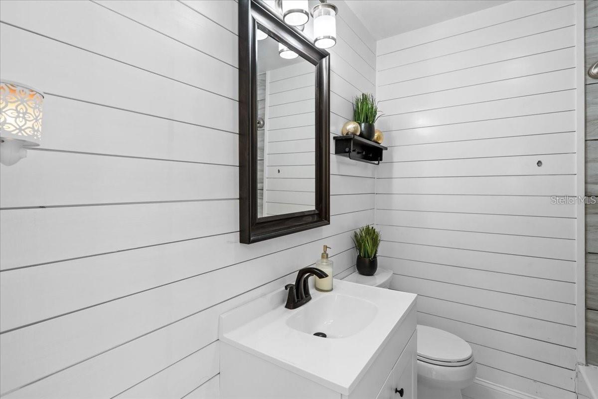 KENNETH CITY - Residential