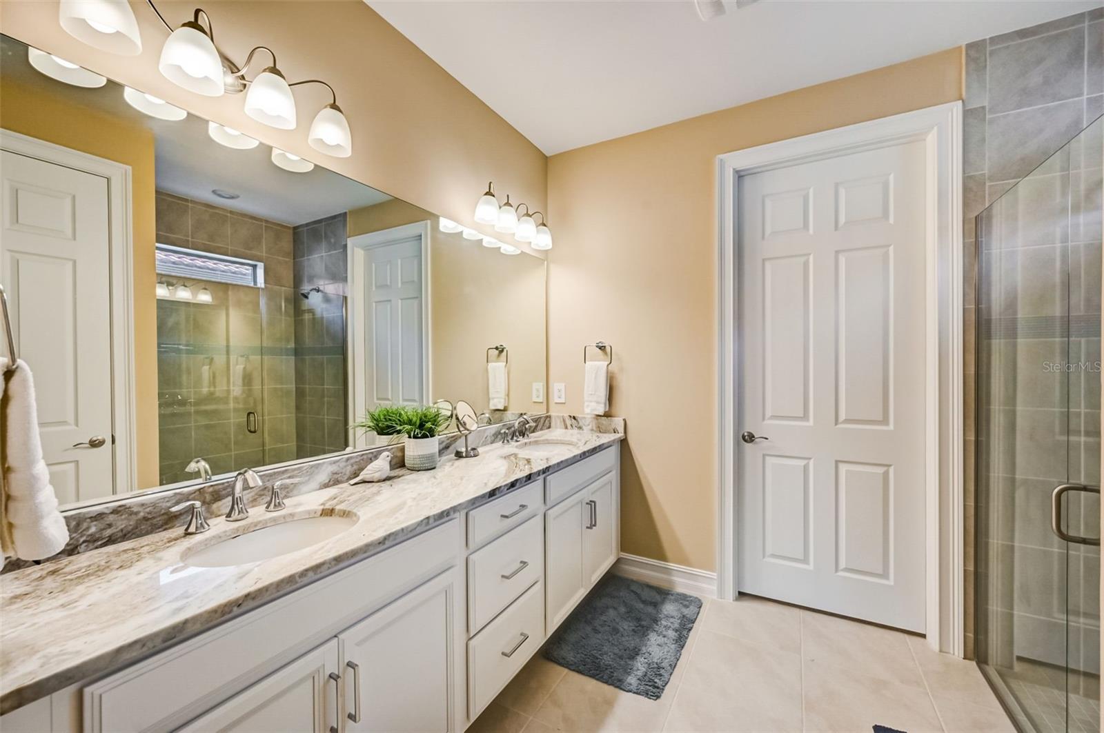TOSCANA ISLES PH 5 UN 2 - Residential