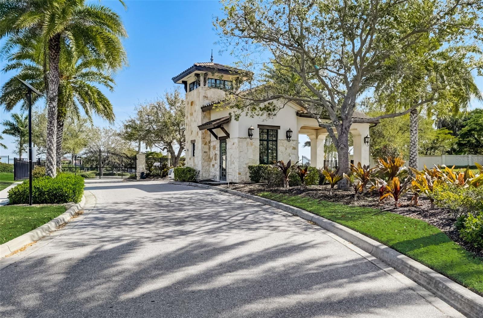 TOSCANA ISLES PH 5 UN 2 - Residential