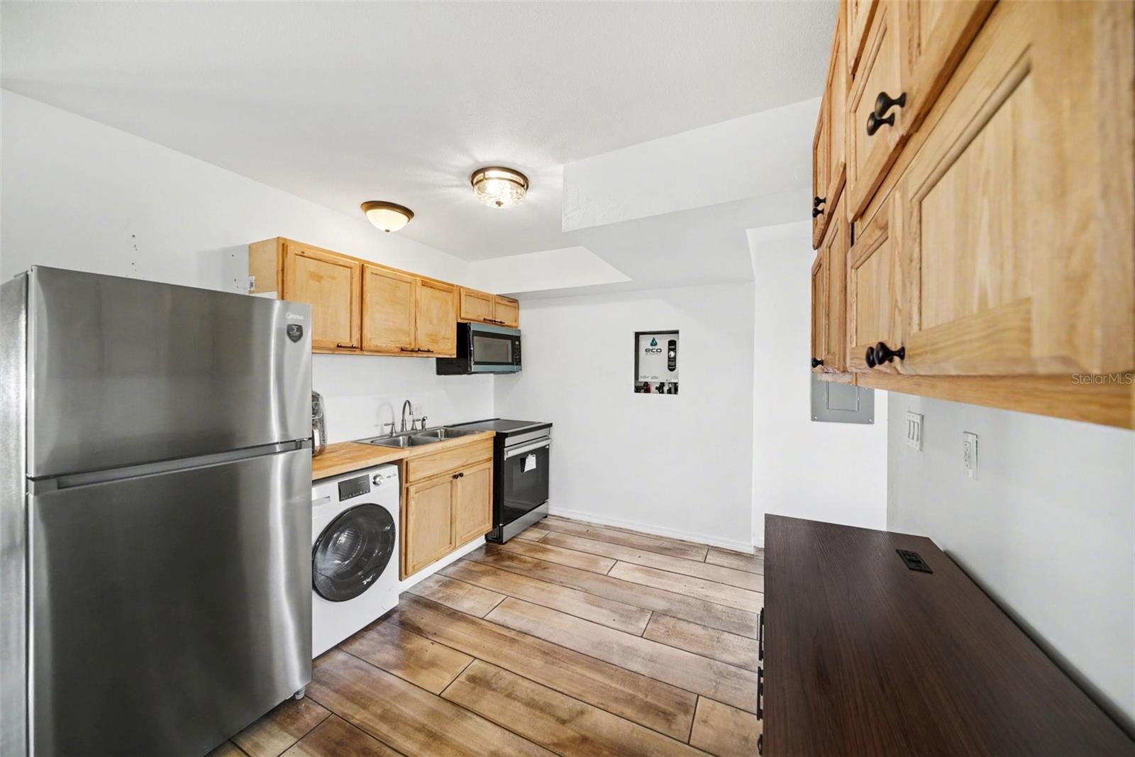 CITY ZEPHYRHILLS - Residential Lease