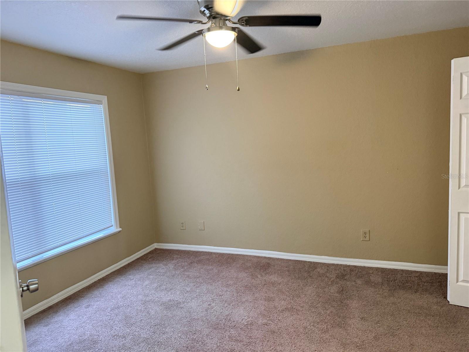 SANDLAKE PRIVATE RESIDENCES - Residential Lease