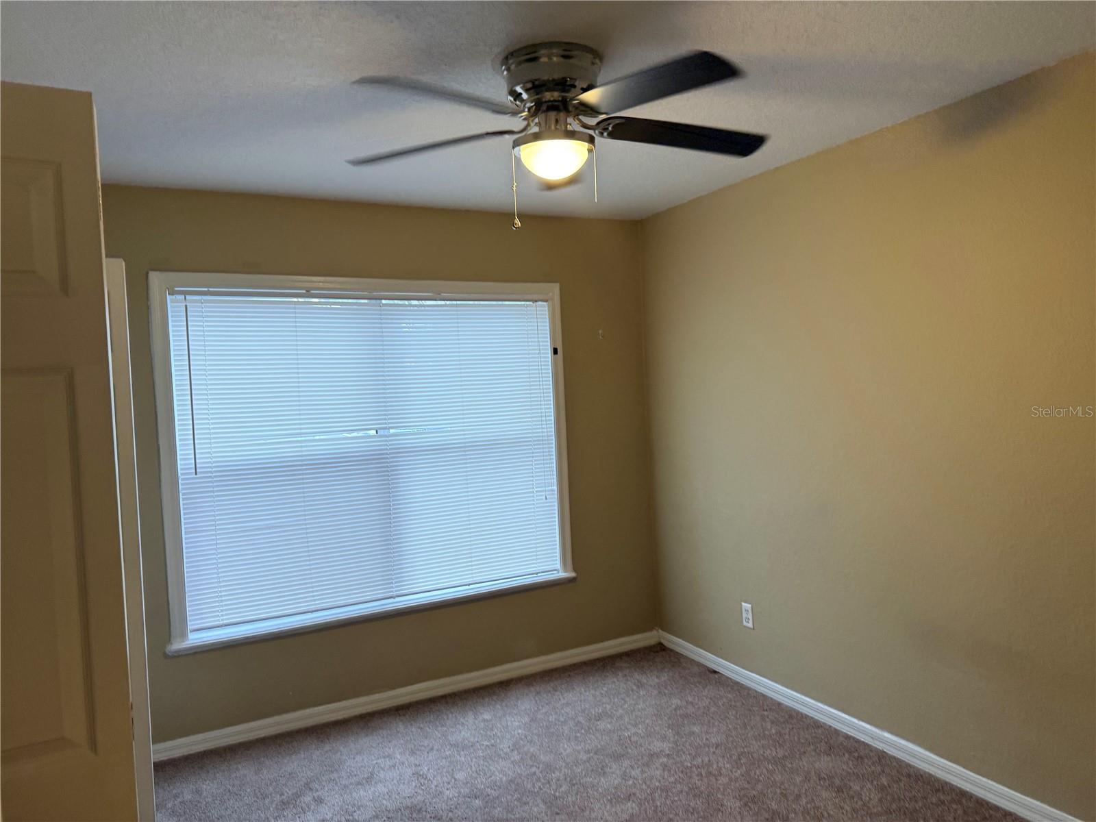 SANDLAKE PRIVATE RESIDENCES - Residential Lease