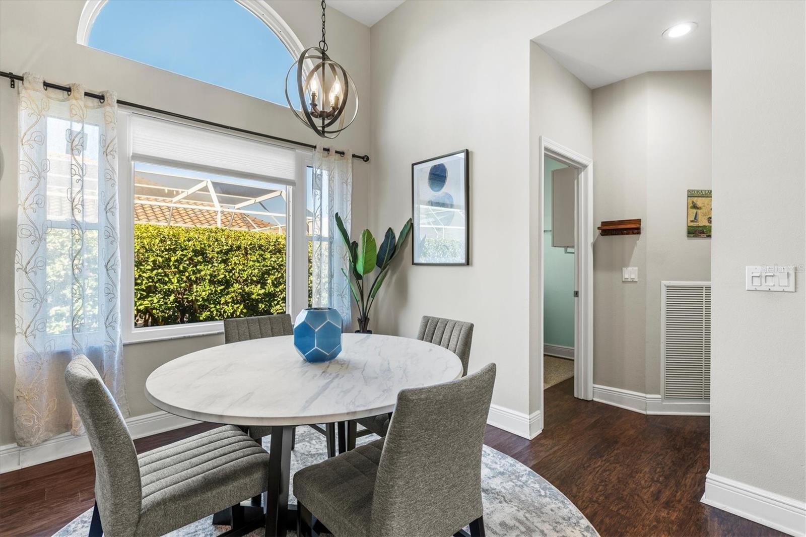 CHESTNUT CREEK MANORS - Residential