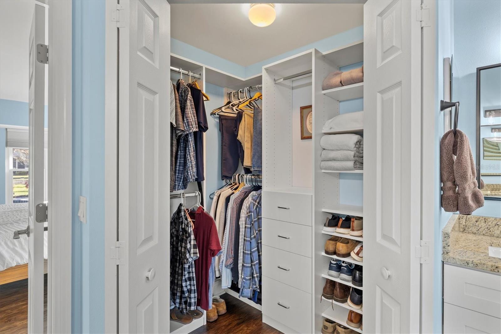 CHESTNUT CREEK MANORS - Residential