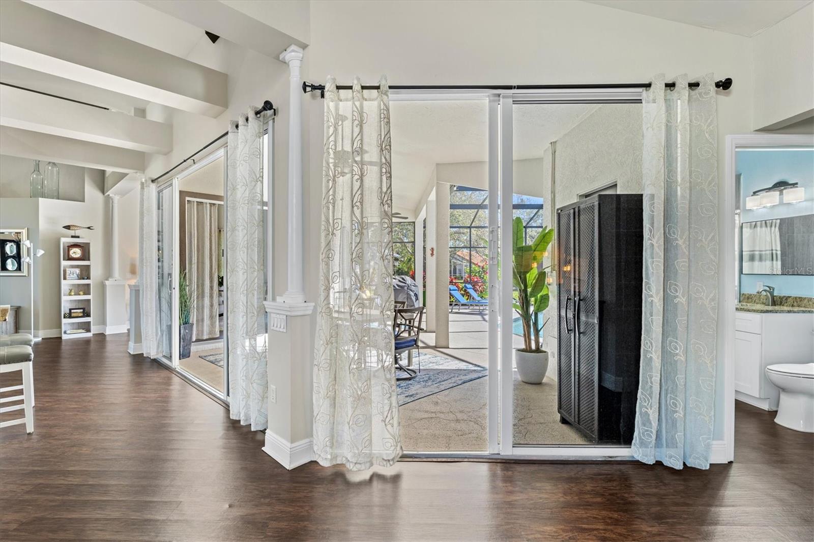 CHESTNUT CREEK MANORS - Residential