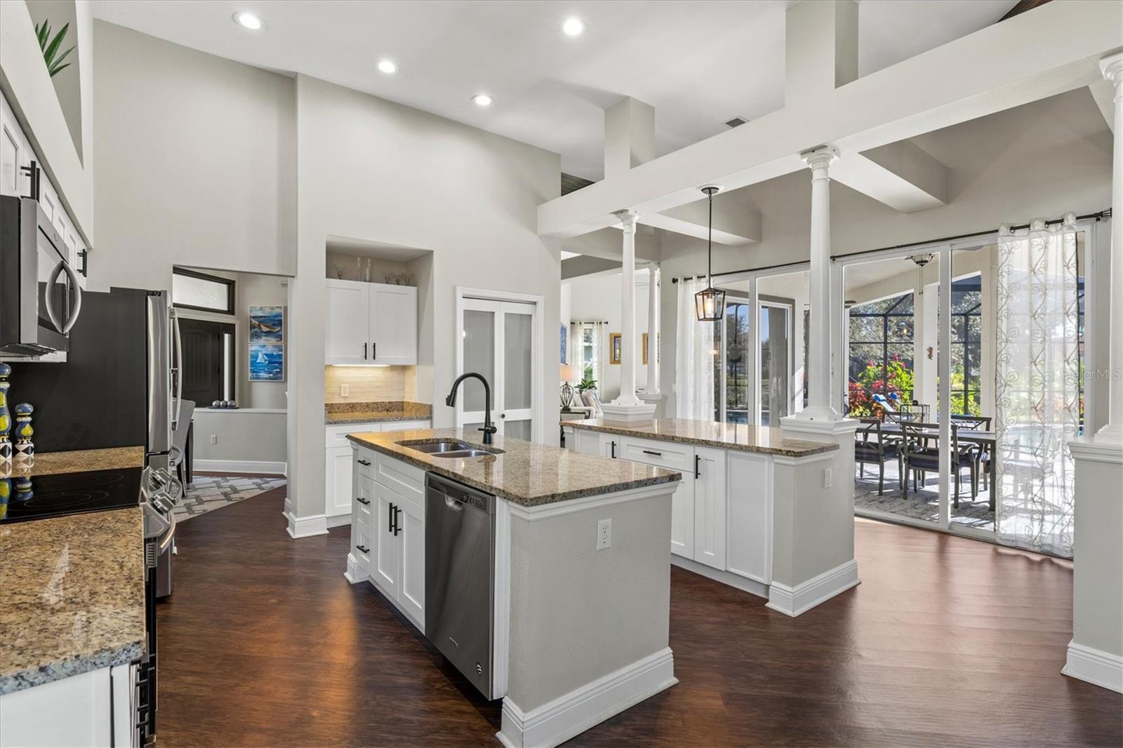 CHESTNUT CREEK MANORS - Residential