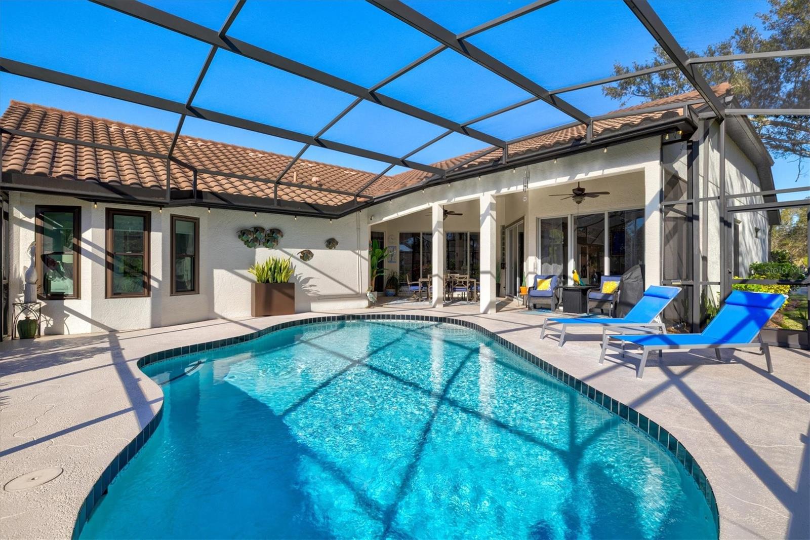 CHESTNUT CREEK MANORS - Residential