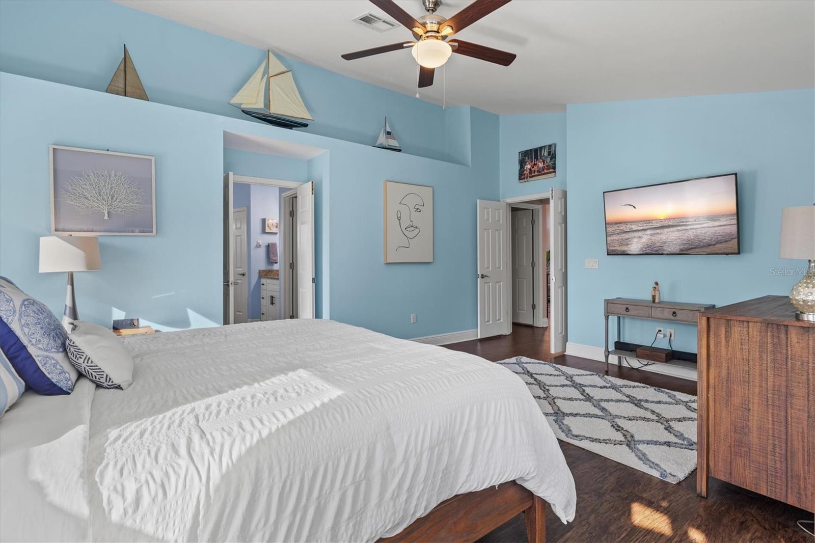 CHESTNUT CREEK MANORS - Residential