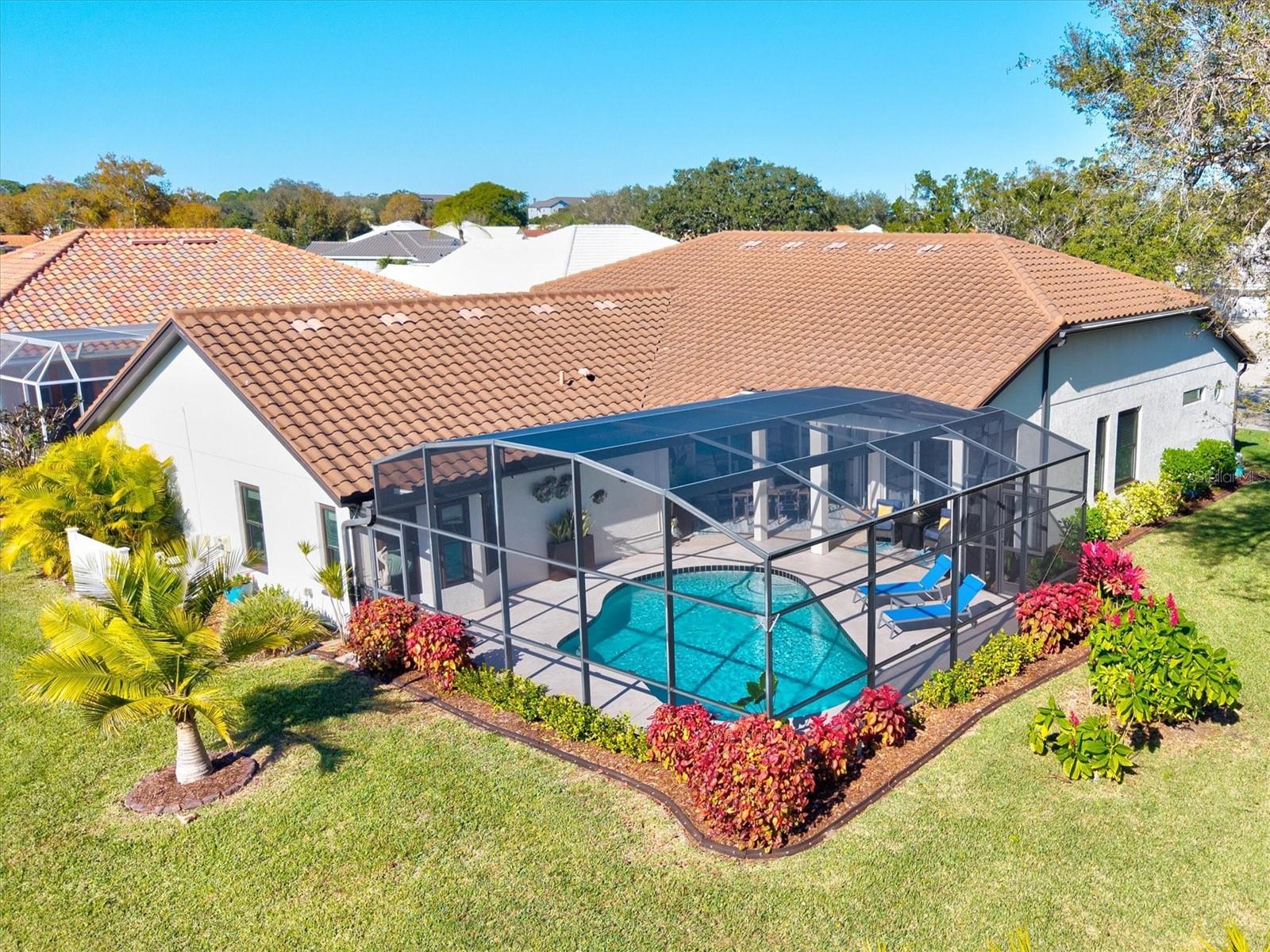 CHESTNUT CREEK MANORS - Residential