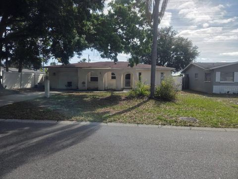 Photo of 30205 69th Street N, Clearwater, FL 33761 (MLS # TB8501280)