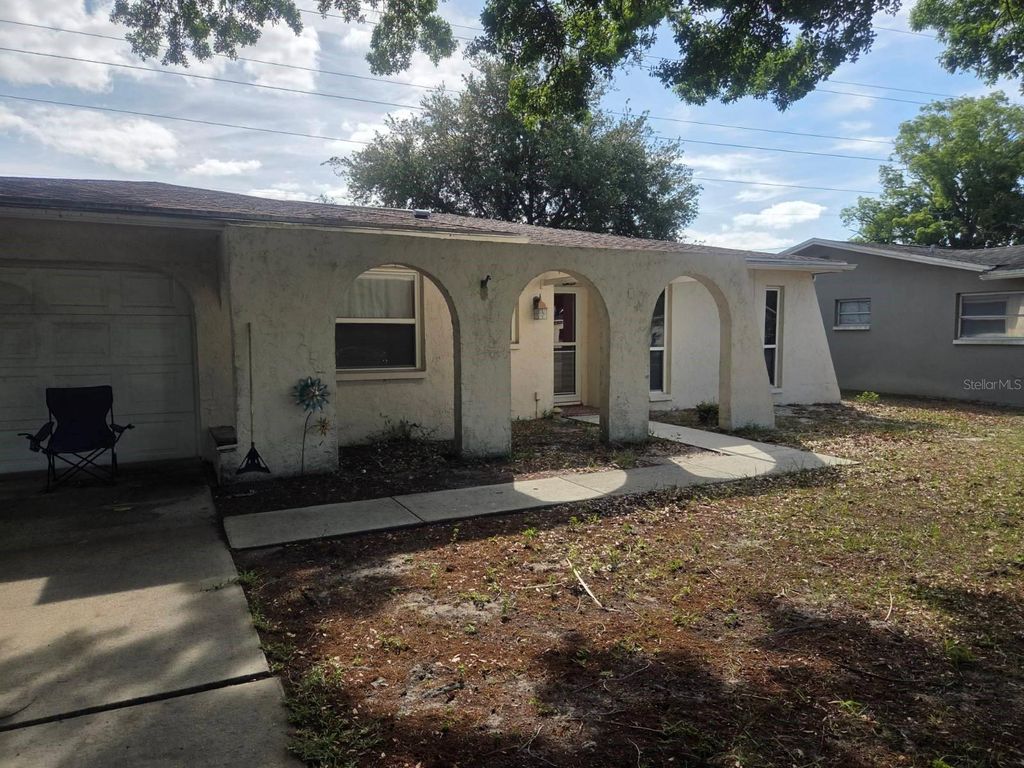 Photo of 30205 69th Street N, Clearwater, FL 33761 (MLS # TB8501280)