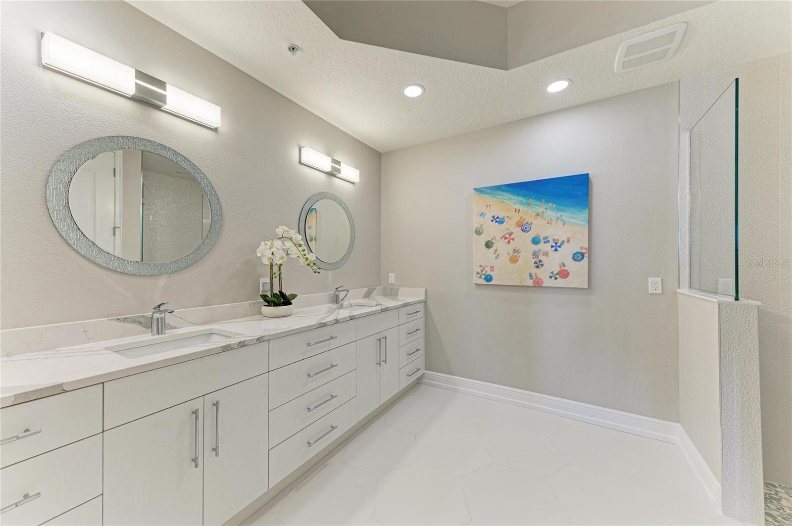 THE MOORINGS AT EDGEWATER - Residential