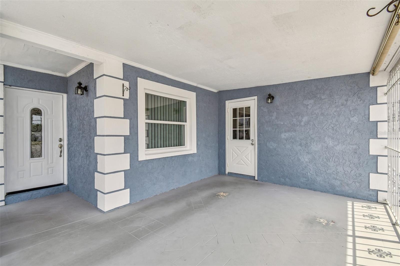 8006 TANGLEWOOD LANE