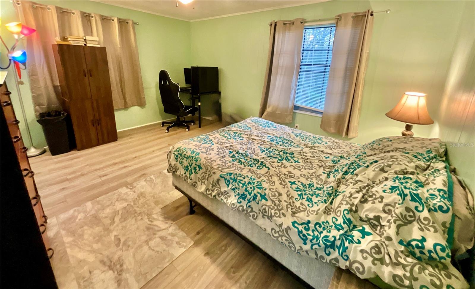 WEST LAKE MANOR - Residential