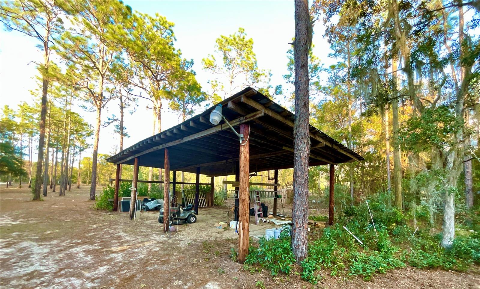 WEST LAKE MANOR - Residential