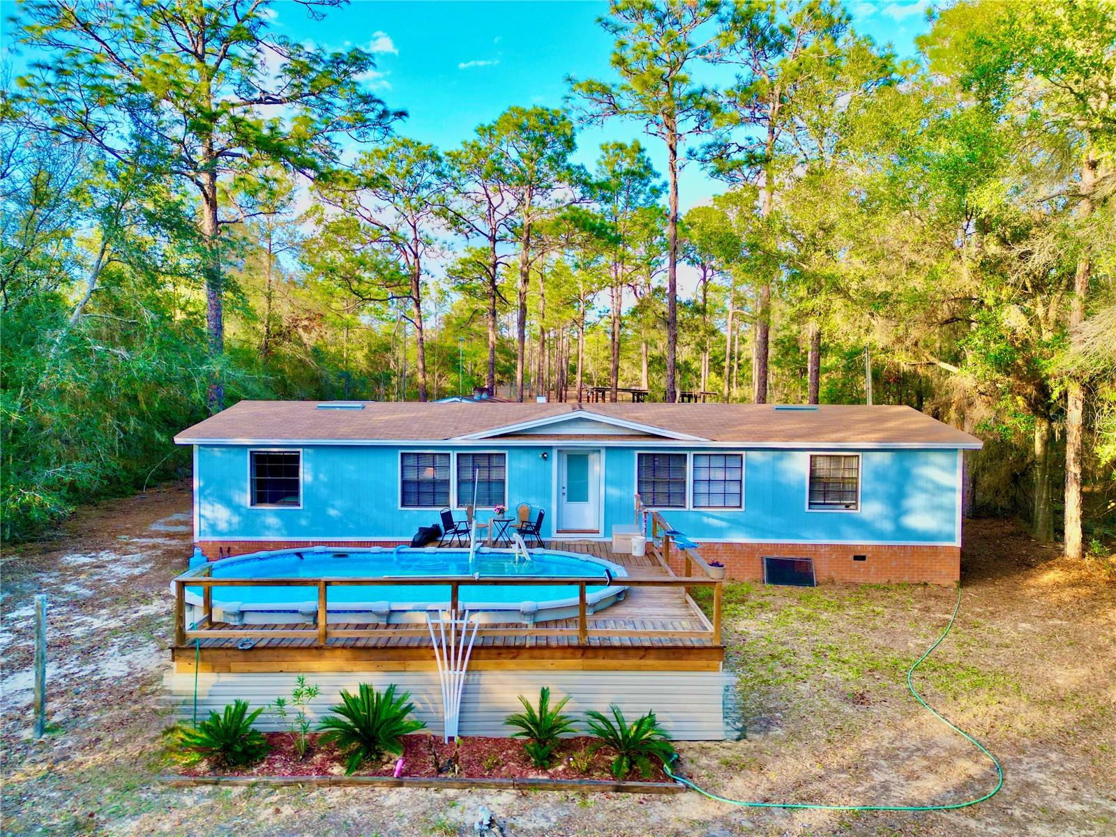 WEST LAKE MANOR - Residential