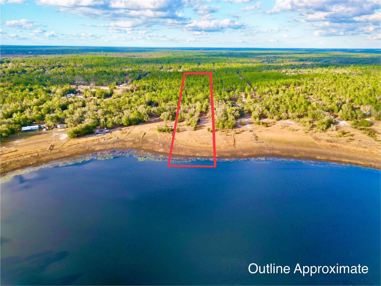 WEST LAKE MANOR - Residential