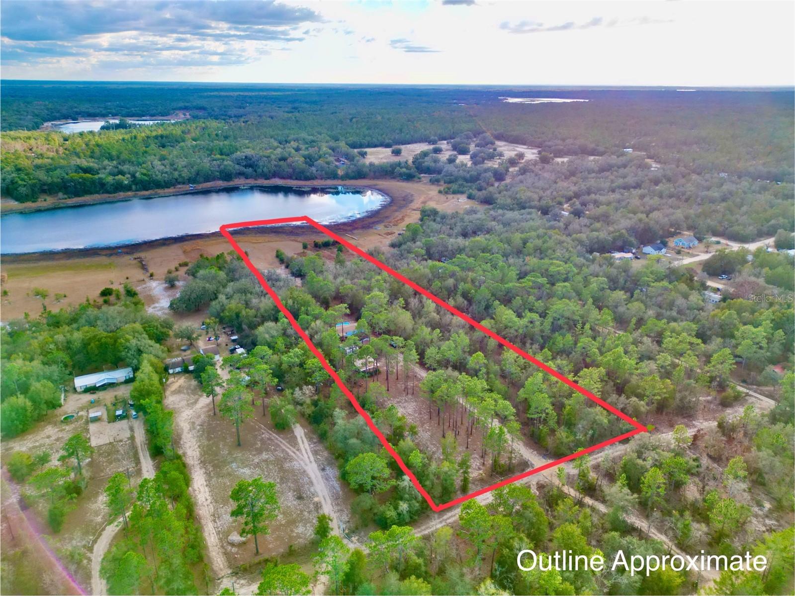 WEST LAKE MANOR - Residential