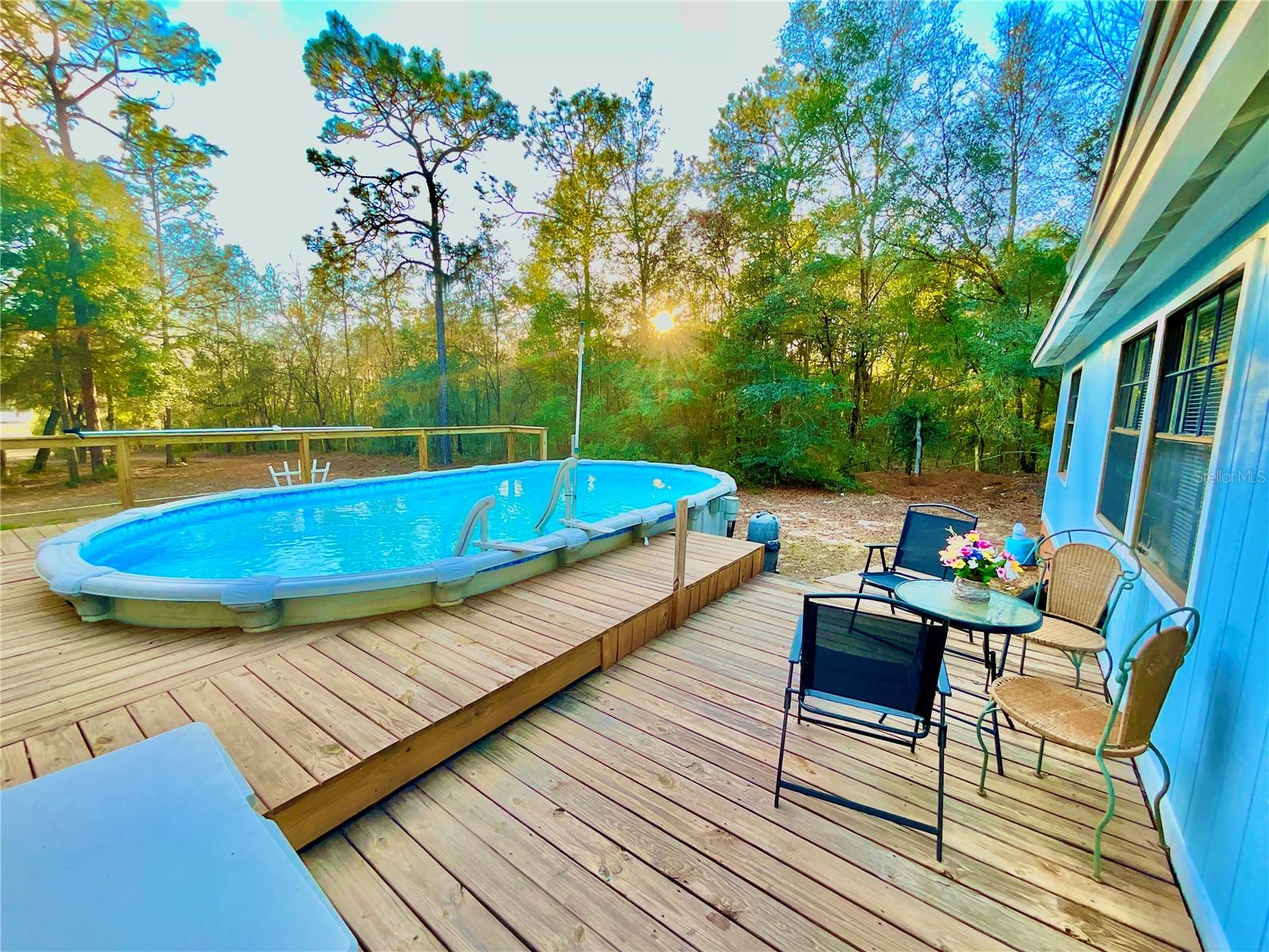 WEST LAKE MANOR - Residential