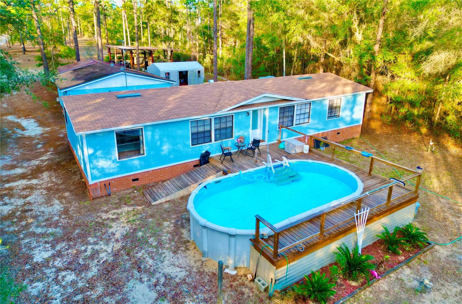 WEST LAKE MANOR - Residential