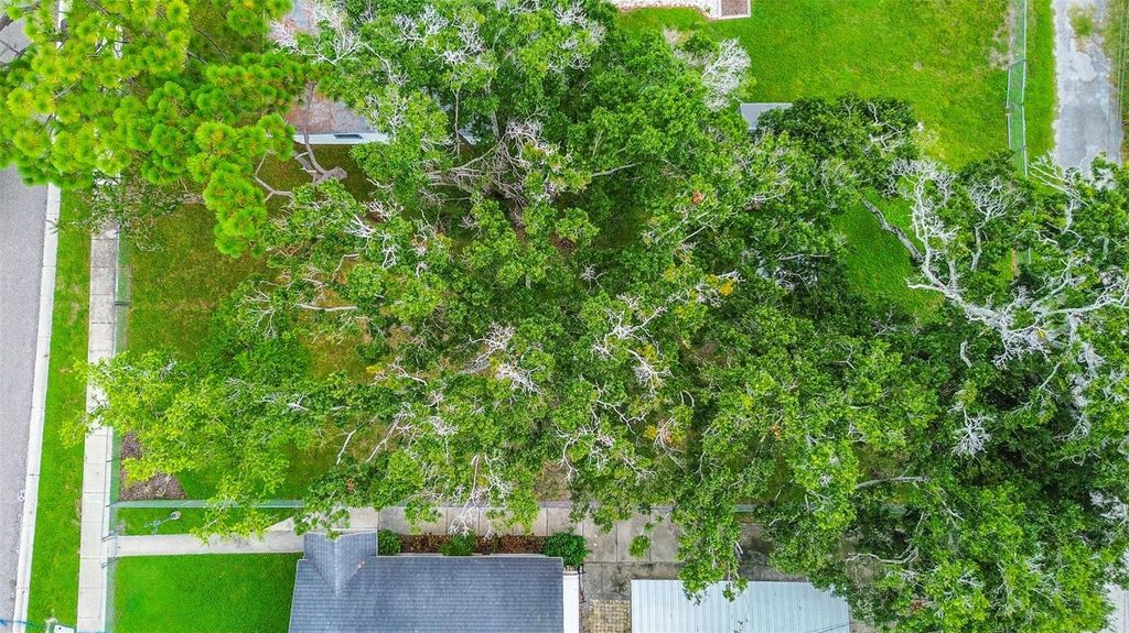 Photo of 40th Avenue N, St Petersburg, FL 33714 (MLS # TB8415985)