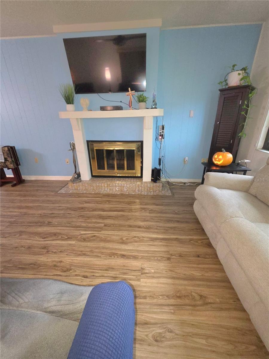 2101 SUNSET POINT ROAD 2603