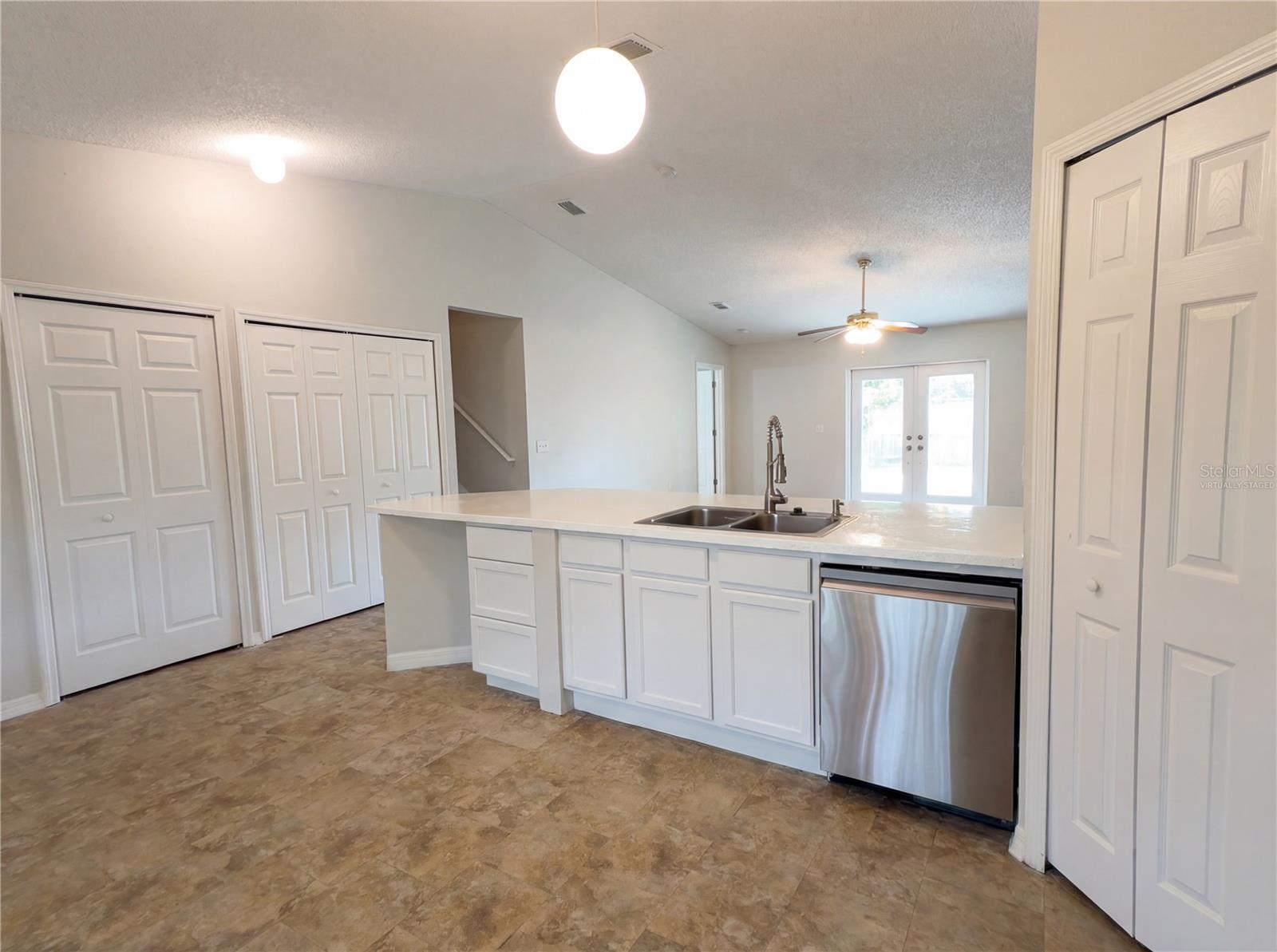 DELTONA LAKES UNIT 71 - Residential