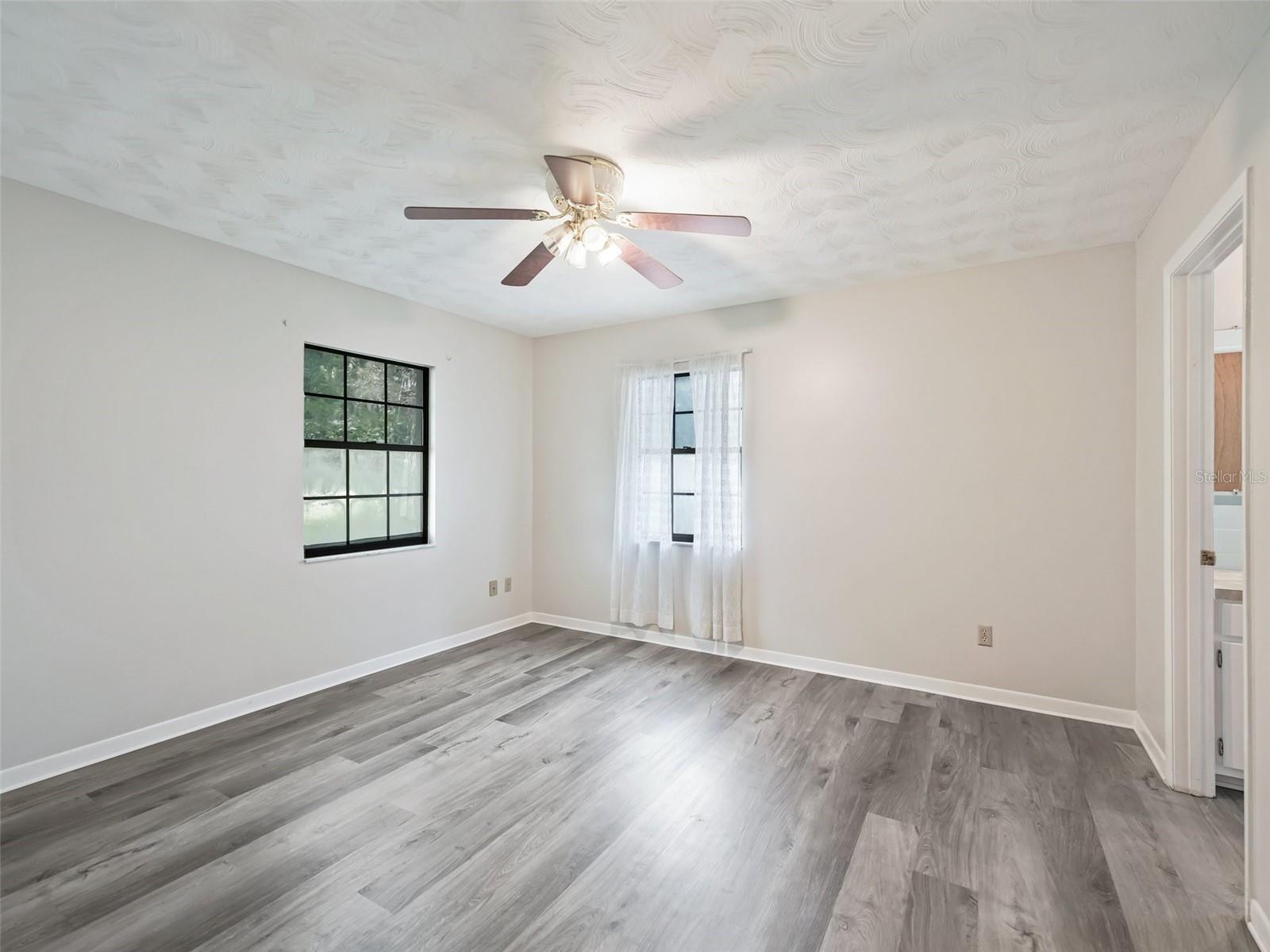 MAC REEVES - Residential