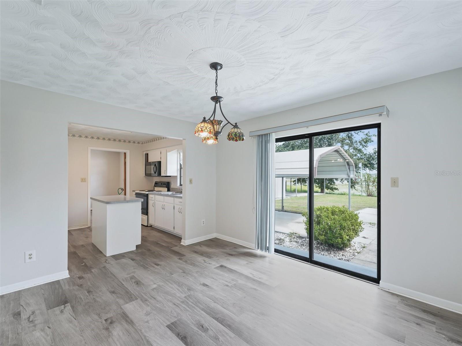 MAC REEVES - Residential