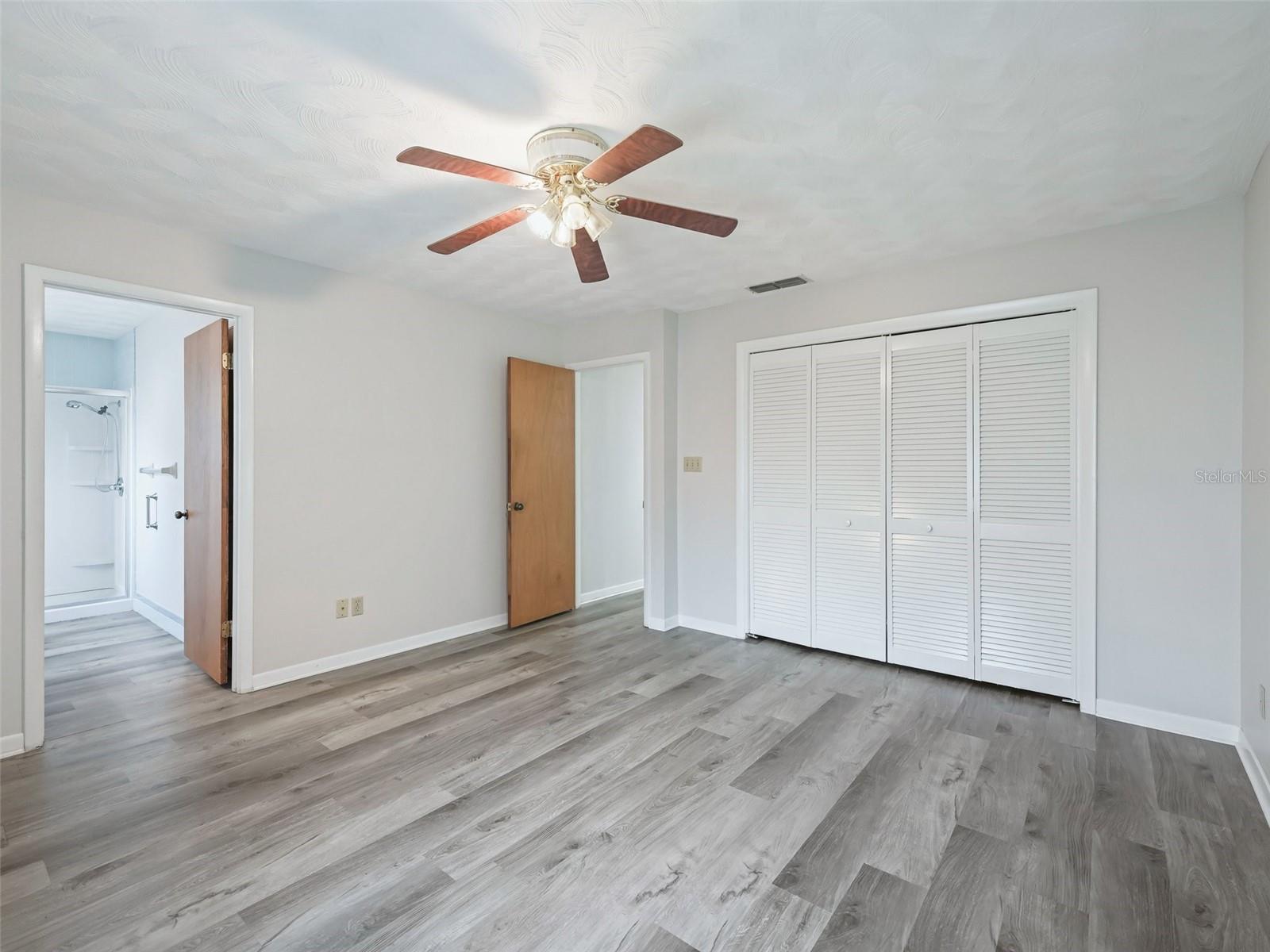 MAC REEVES - Residential