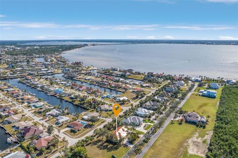 A home in PORT CHARLOTTE