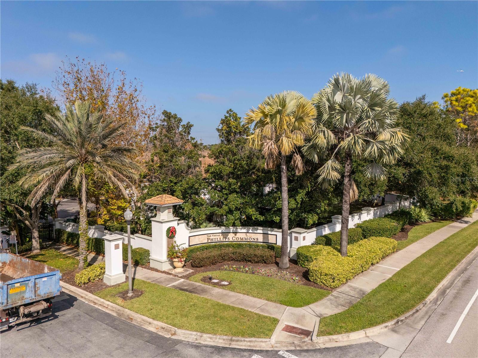 VISTAS/PHILLIPS COMMONS - Residential