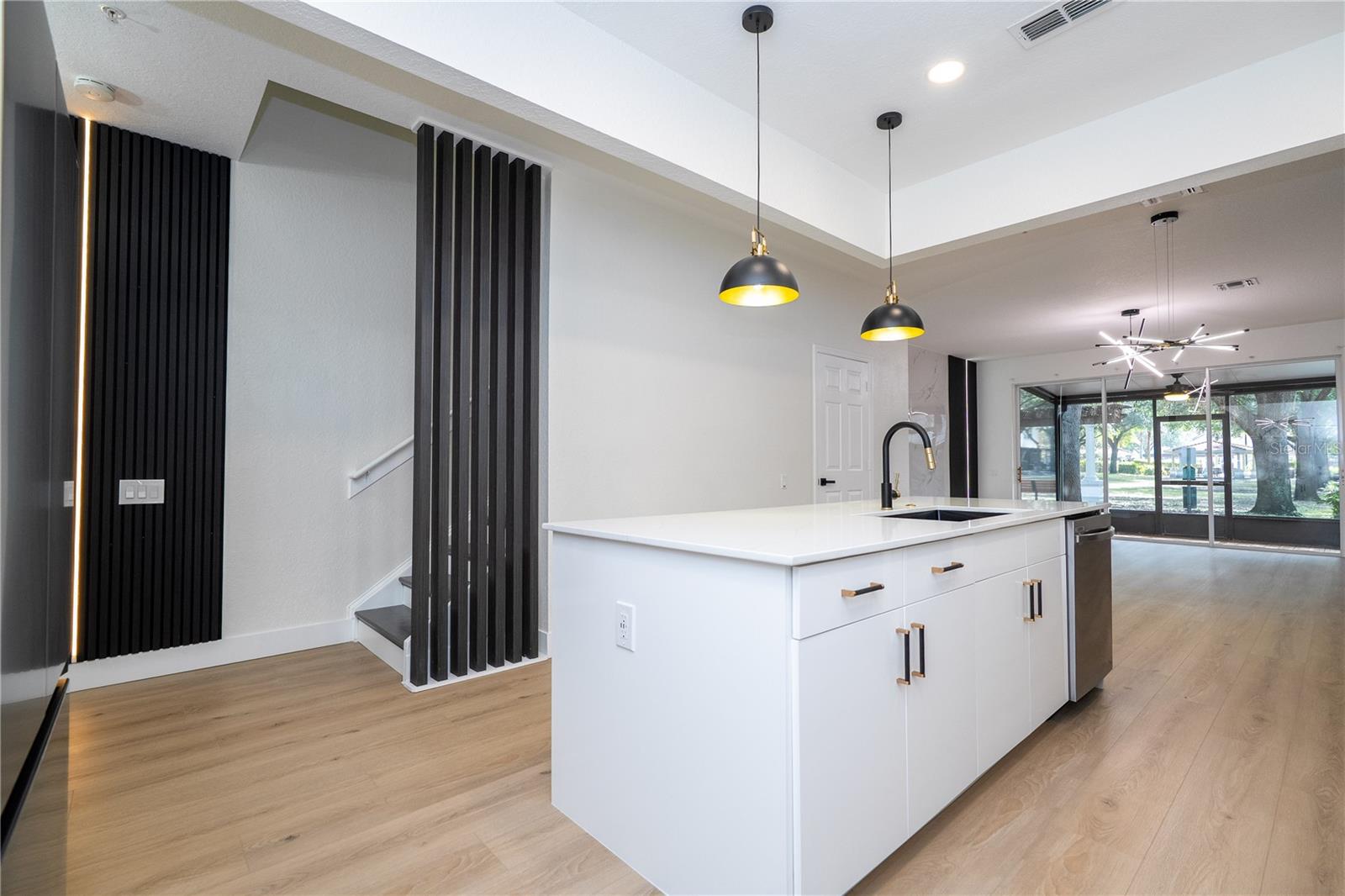 VISTAS/PHILLIPS COMMONS - Residential