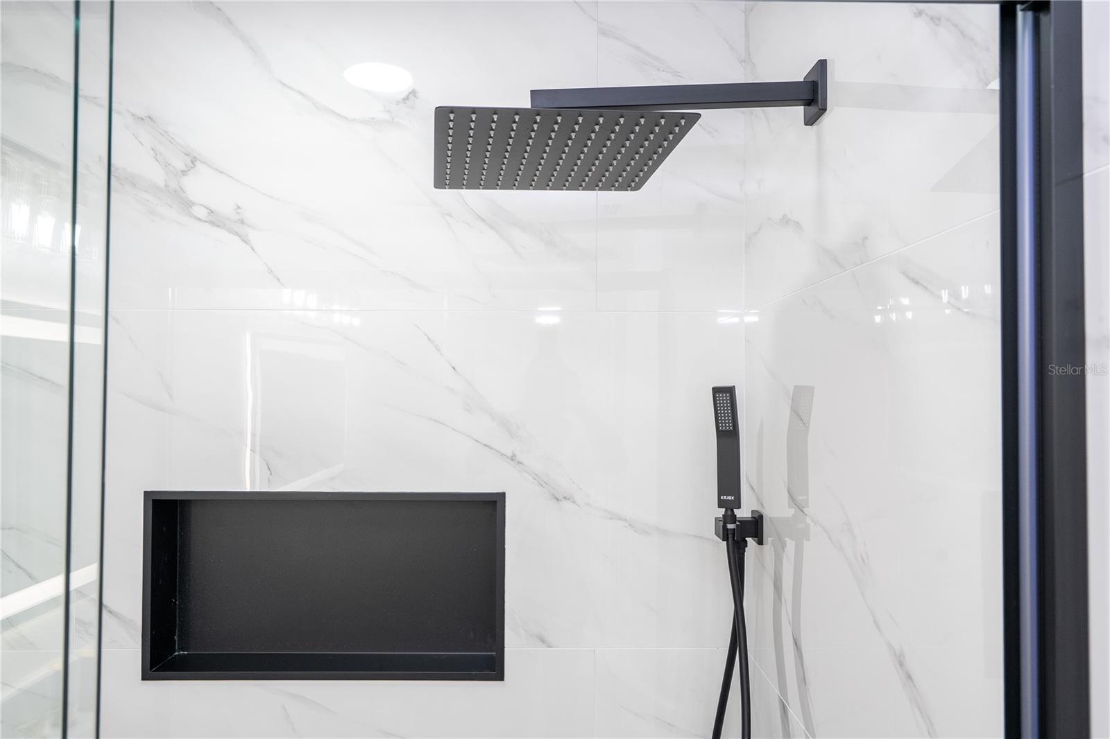 VISTAS/PHILLIPS COMMONS - Residential