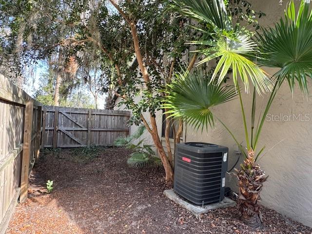 MOUNT DORA PARK VILLAS UNIT 01 - Residential