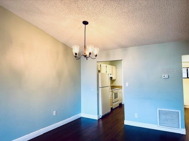 MOUNT DORA PARK VILLAS UNIT 01 - Residential