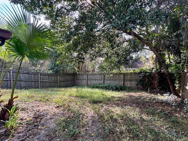 MOUNT DORA PARK VILLAS UNIT 01 - Residential