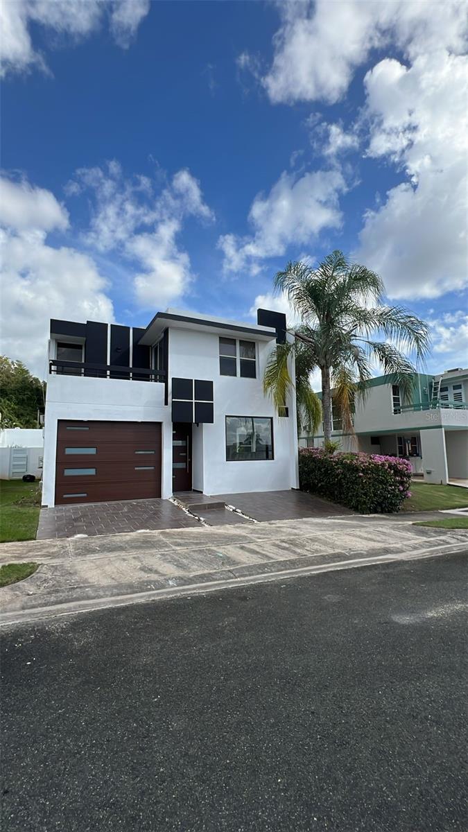 JARDIN DORADO - Residential