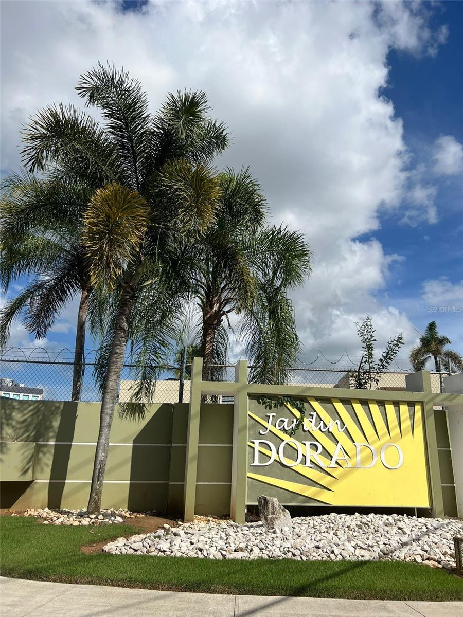 JARDIN DORADO - Residential