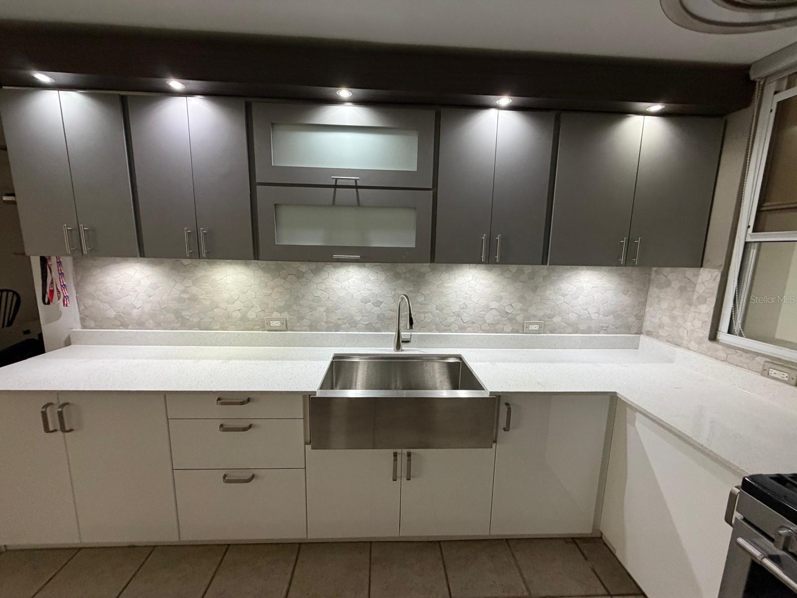 JARDIN DORADO - Residential