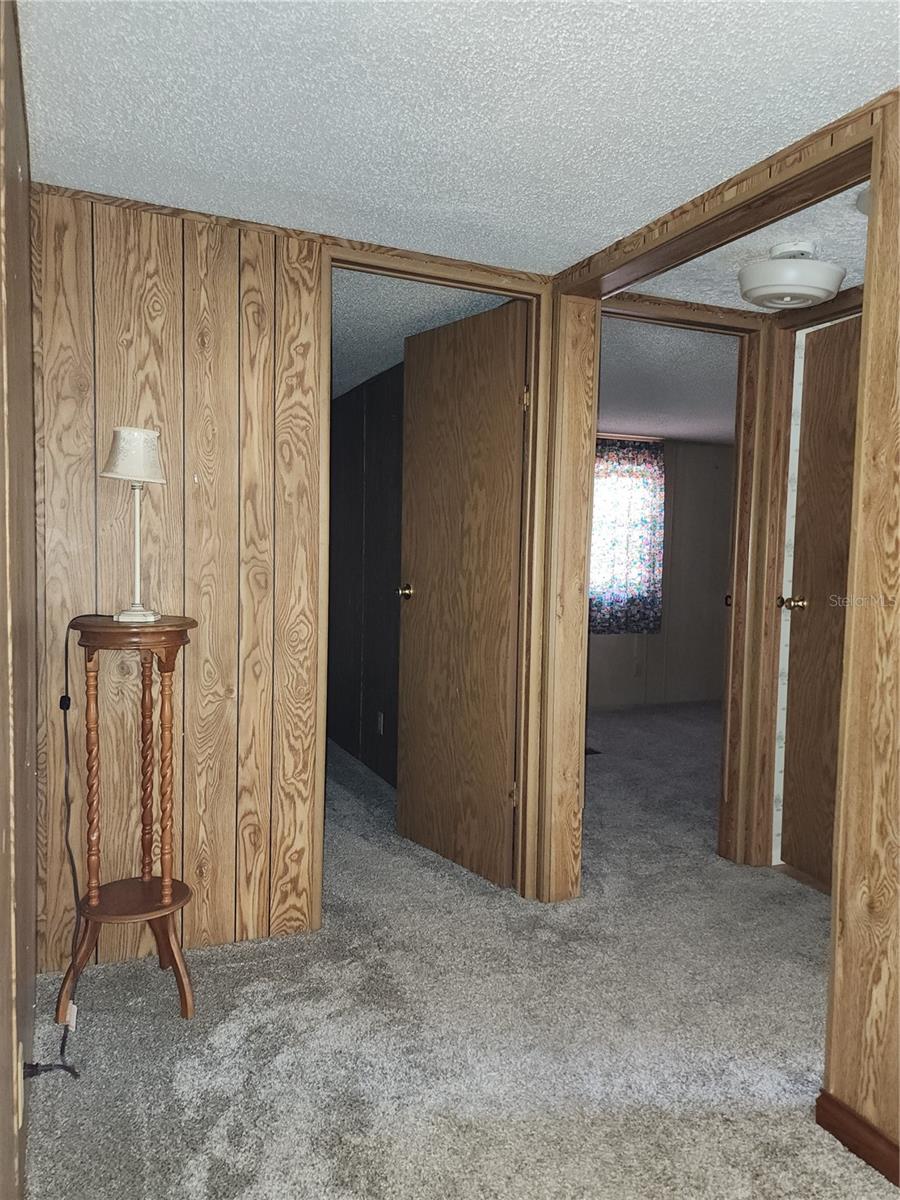 SENECA CROSSON & JEWETTS ADD - Residential