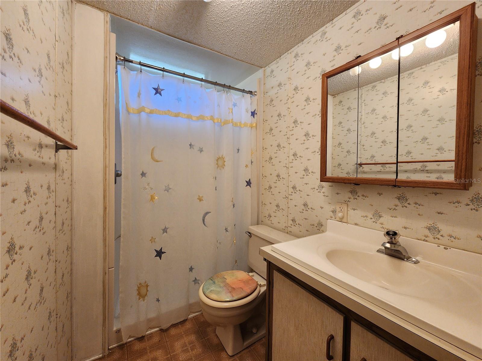 SENECA CROSSON & JEWETTS ADD - Residential