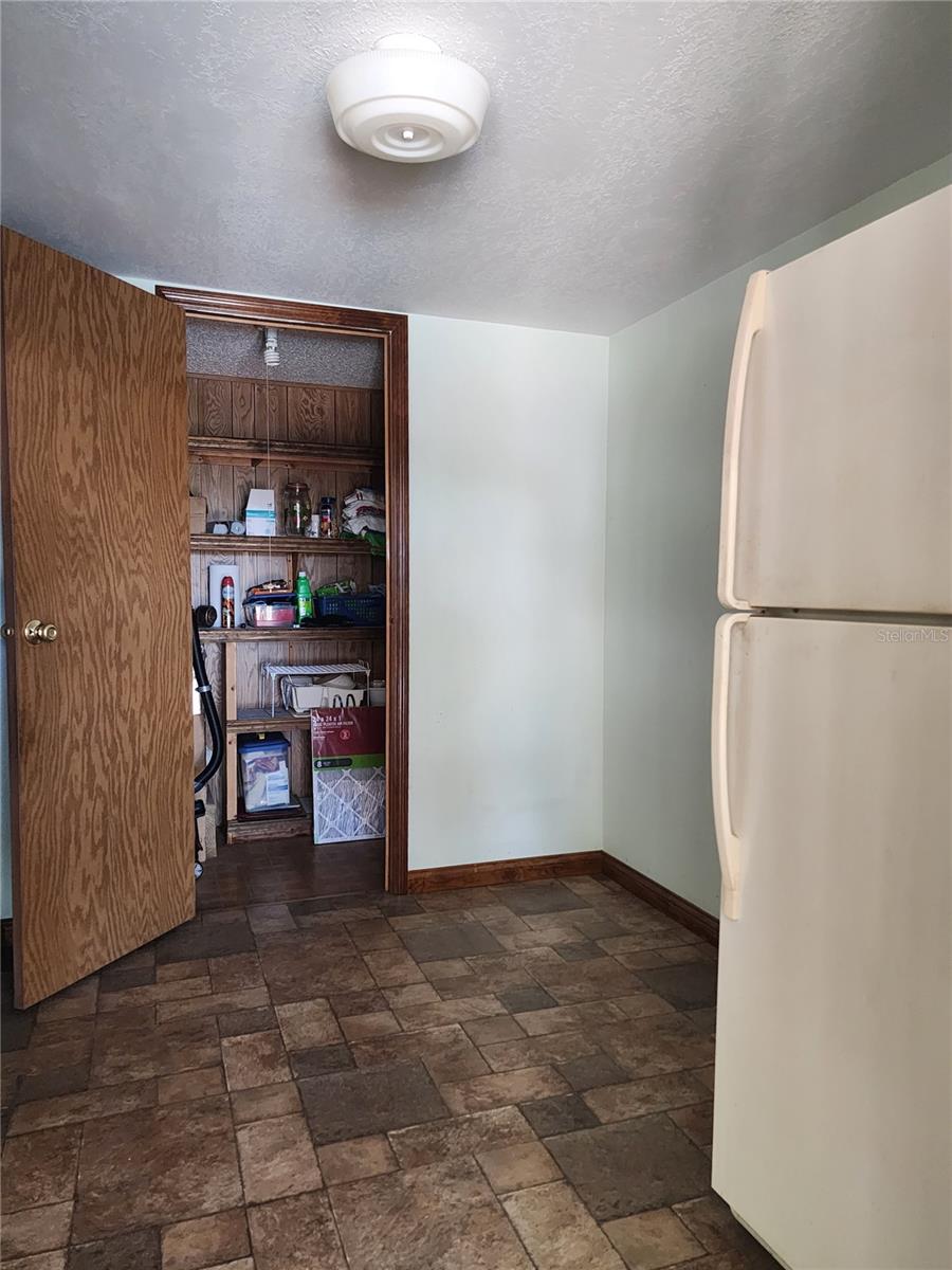 SENECA CROSSON & JEWETTS ADD - Residential