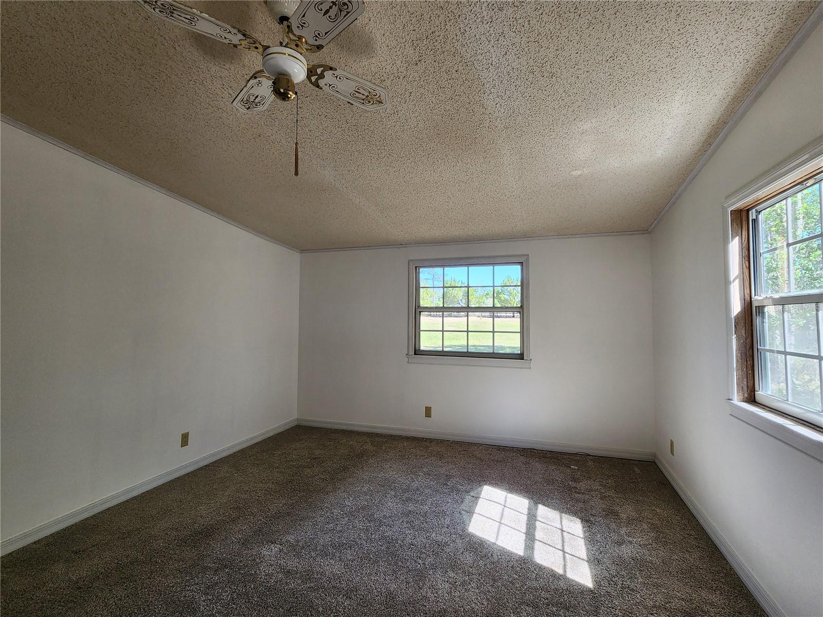 SENECA CROSSON & JEWETTS ADD - Residential