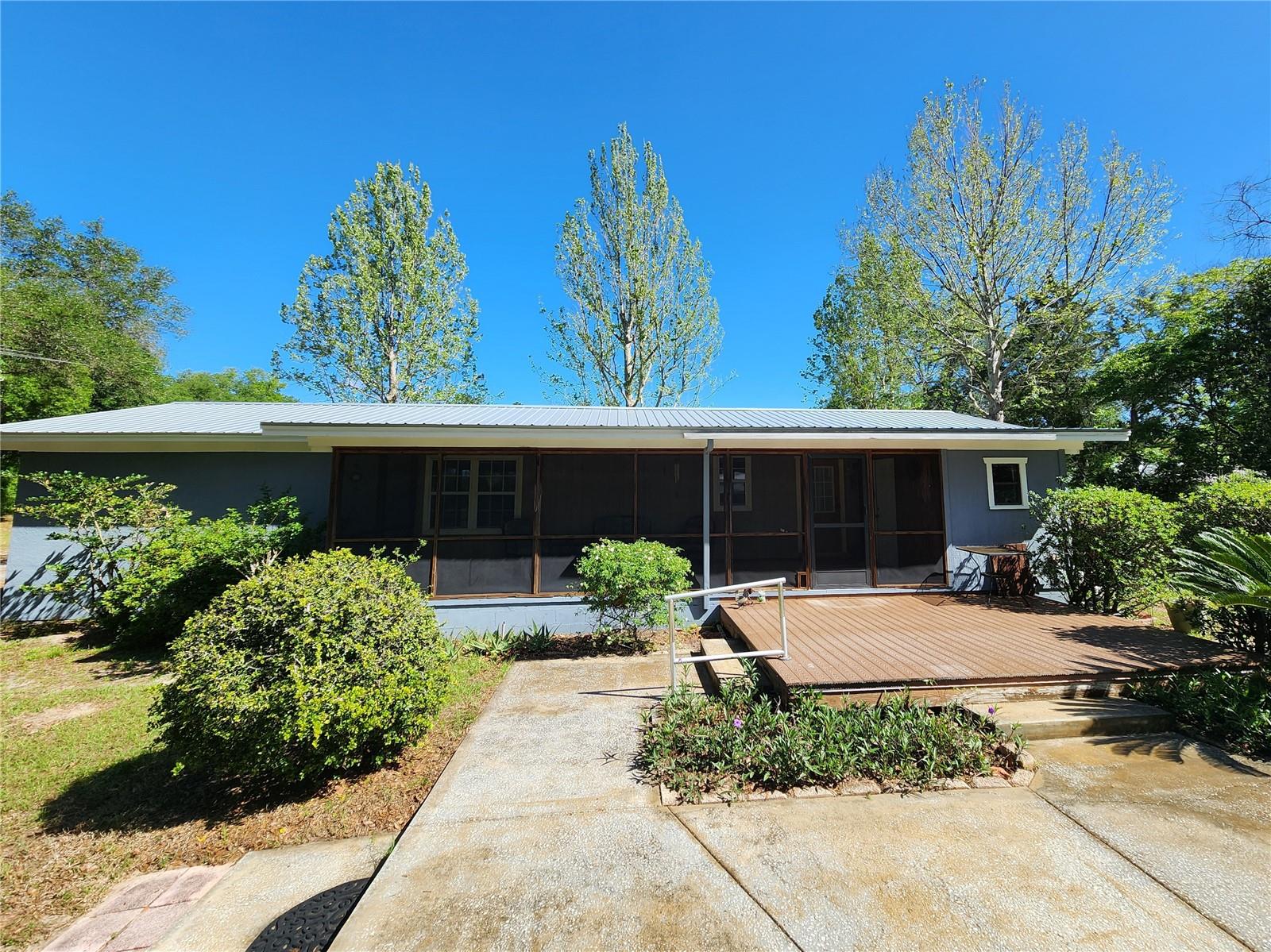 SENECA CROSSON & JEWETTS ADD - Residential