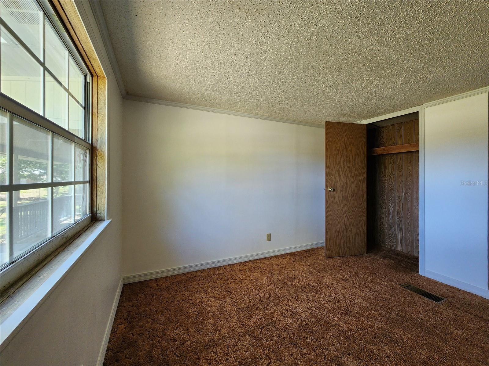 SENECA CROSSON & JEWETTS ADD - Residential