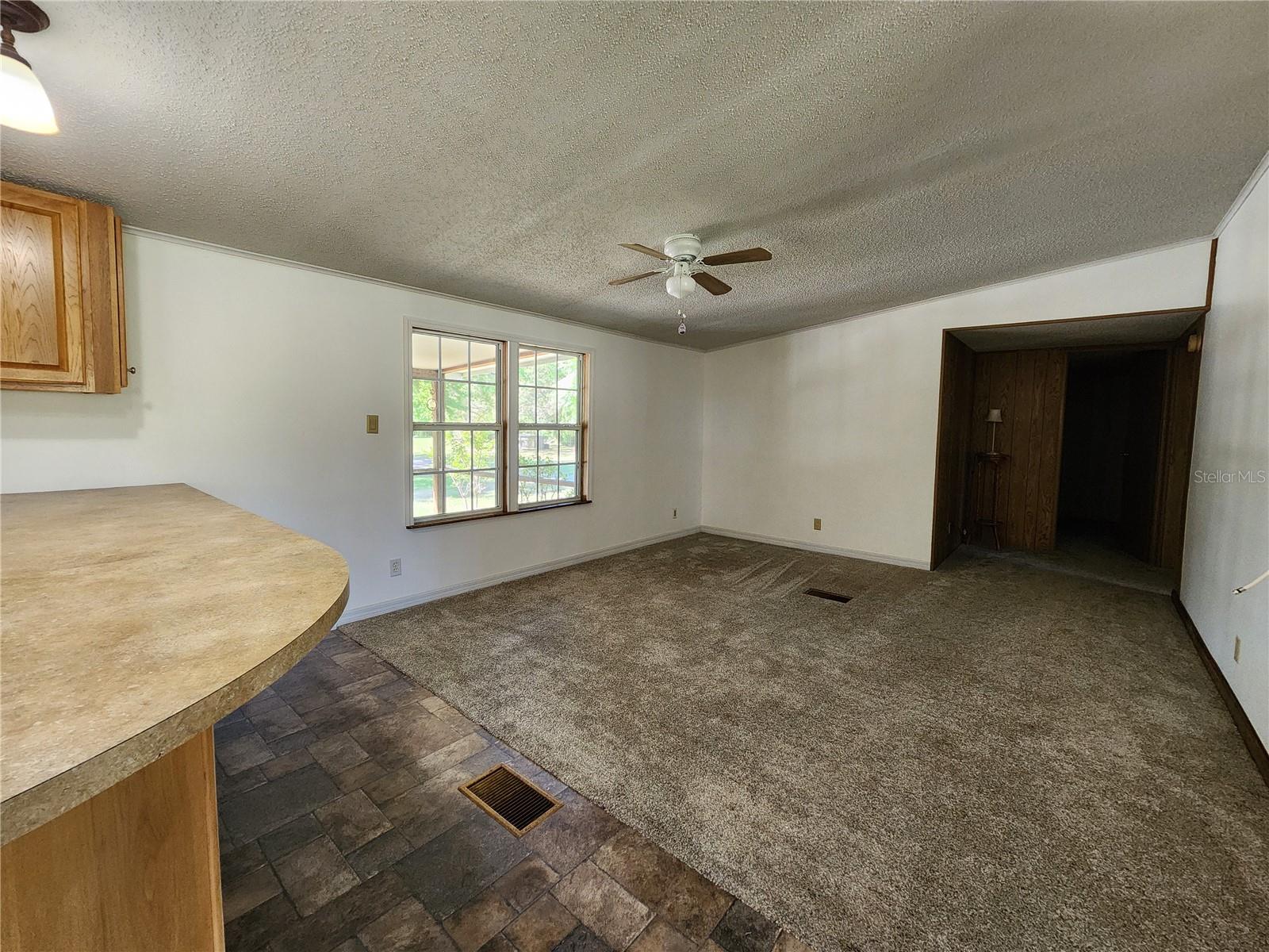 SENECA CROSSON & JEWETTS ADD - Residential