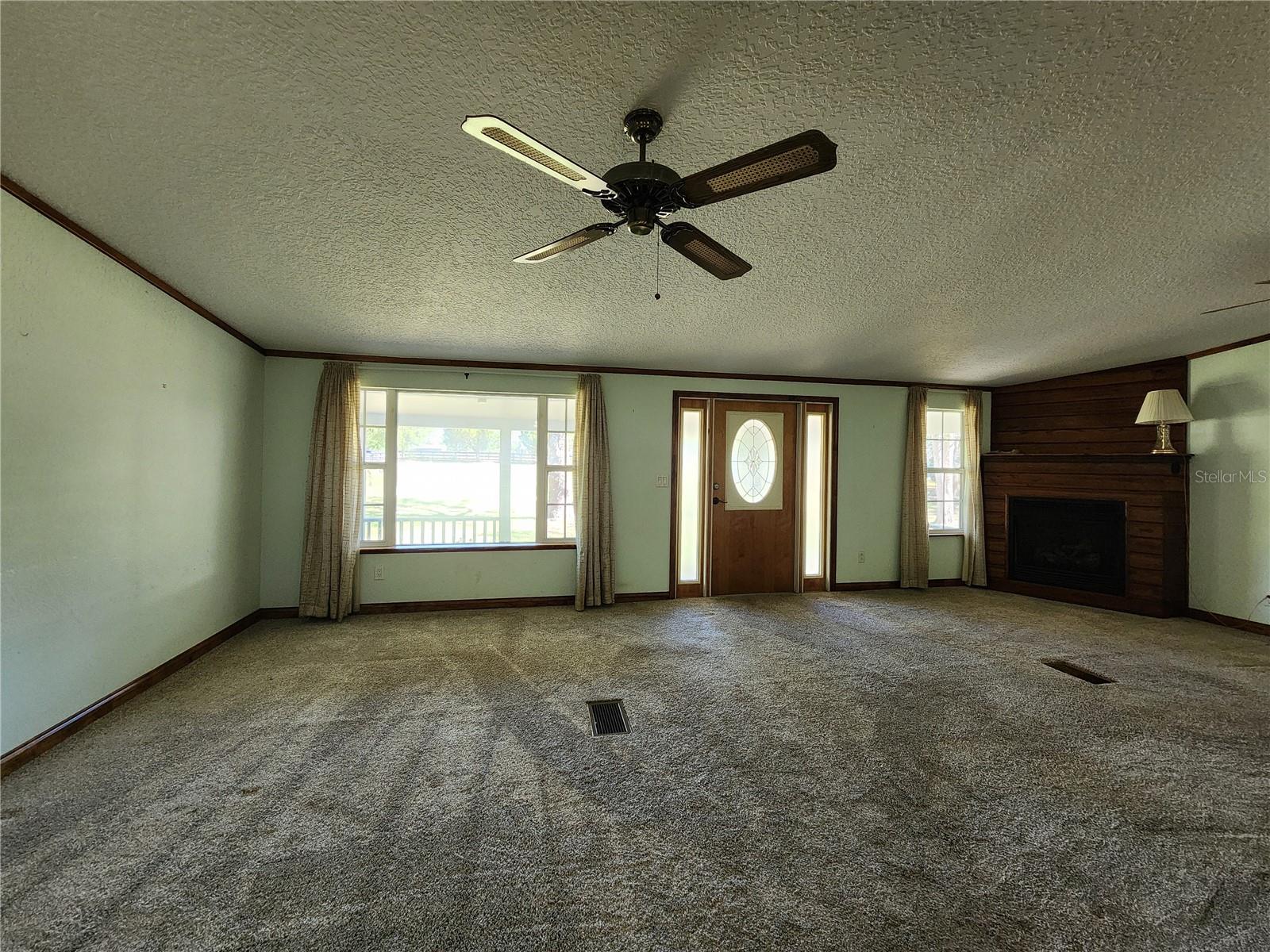 SENECA CROSSON & JEWETTS ADD - Residential