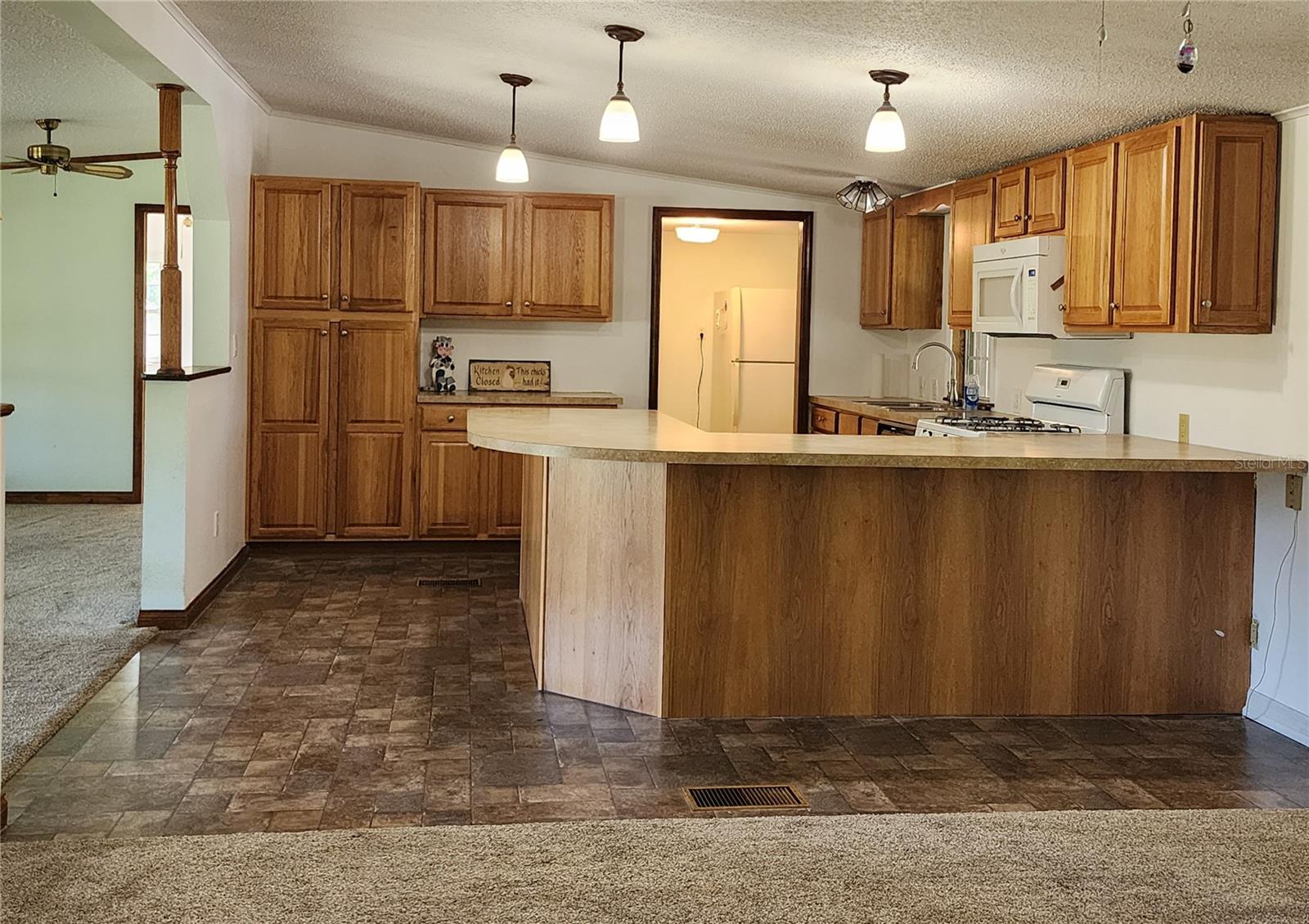 SENECA CROSSON & JEWETTS ADD - Residential