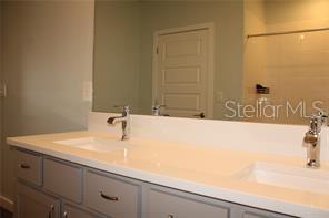 STAR FARMS PH IV SUBPH D & E - Residential Lease